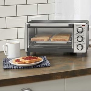 *SOLD* BLACK+DECKER 4 Slice Air Fry Toaster Oven - TO1747SSG